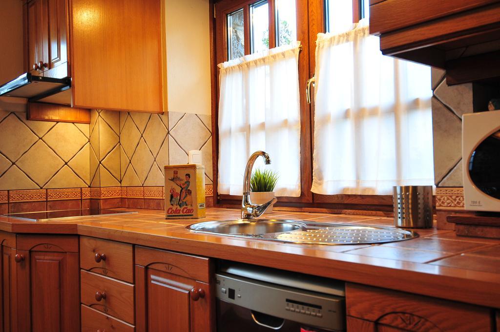 Apartamentos El Llugaron Miravalles Extérieur photo